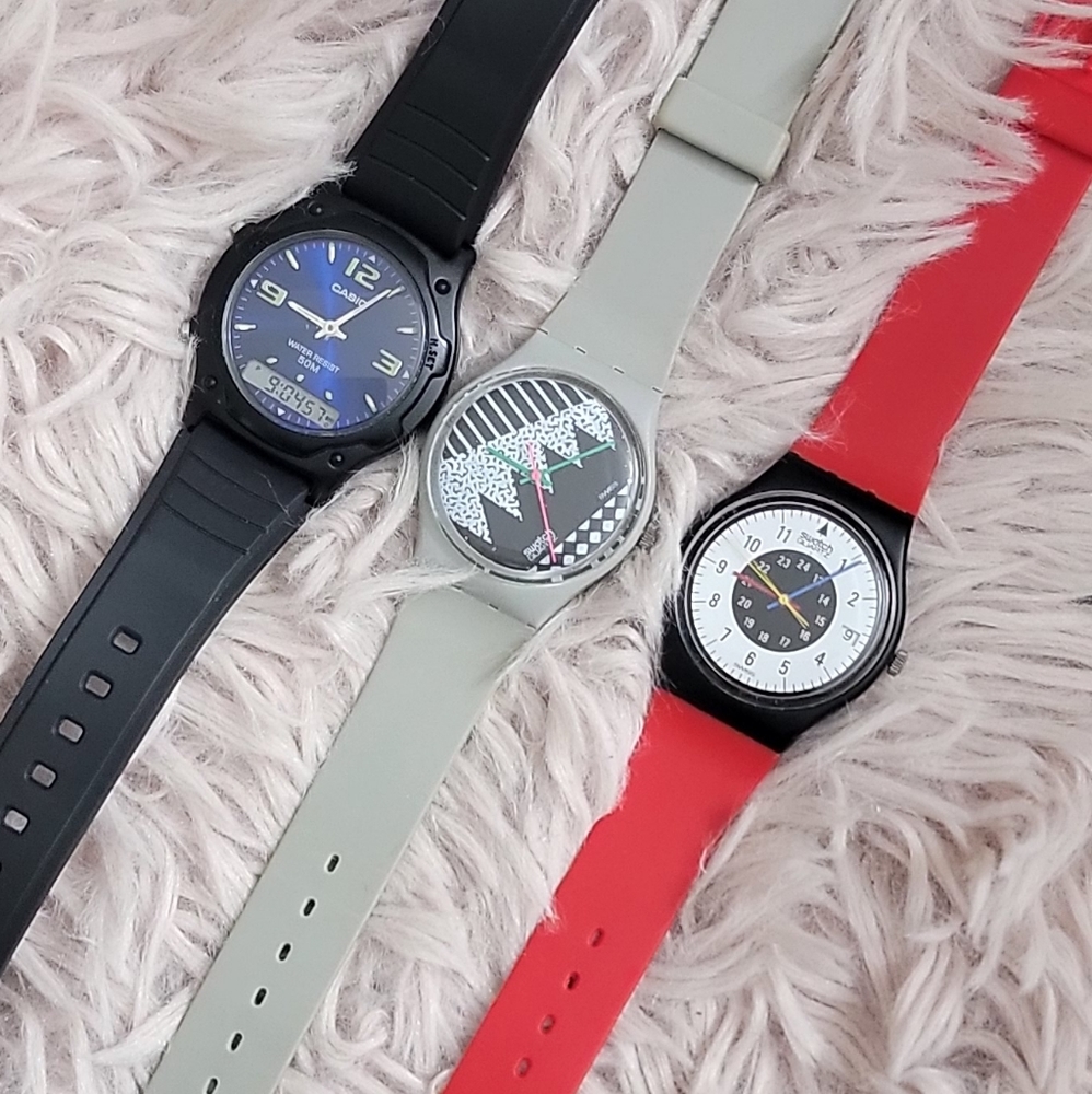 ๐2 Swatch 1984 and Casio Watche Working with Battery - Picture 1 of 17